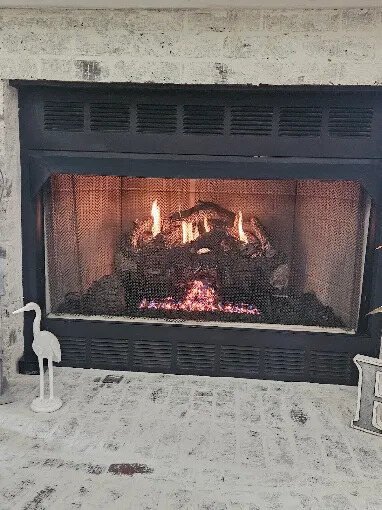 Fireplace firebox repaired by Chimney Works in the Mid-South
